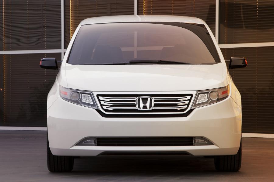  Honda Odyssey Concept 2010 года  (фото 10 из 34)